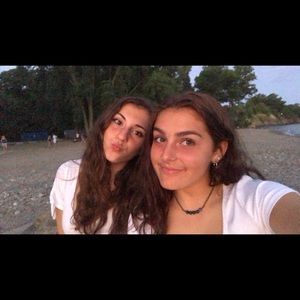 Meet your Posher, Taylor